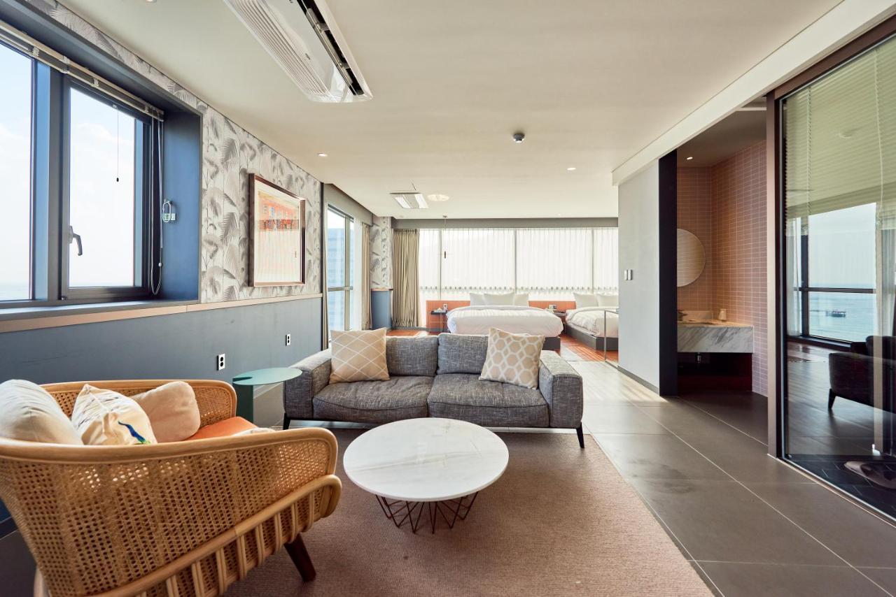 Brown Dot Hotel Songjung Busan Eksteriør billede