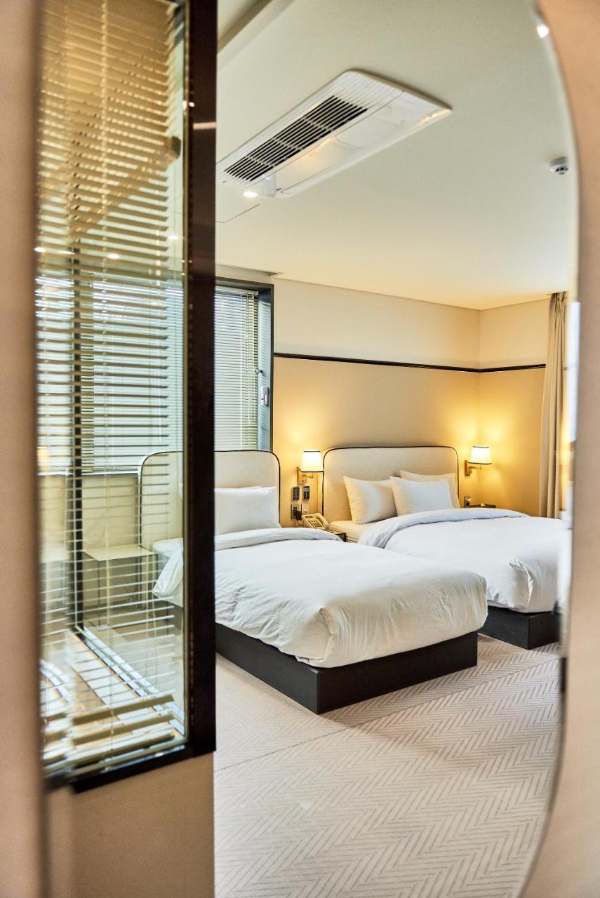 Brown Dot Hotel Songjung Busan Eksteriør billede