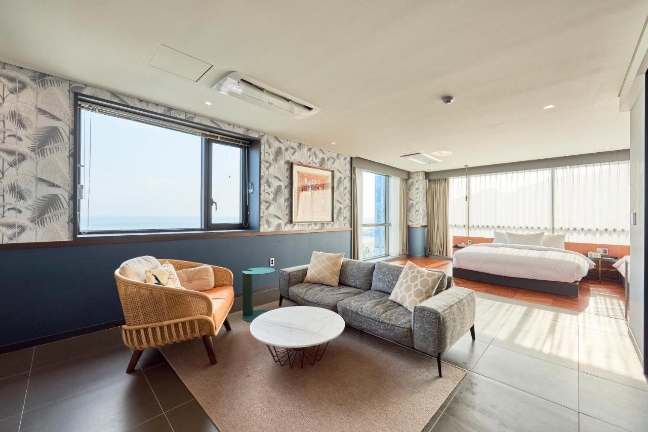 Brown Dot Hotel Songjung Busan Eksteriør billede